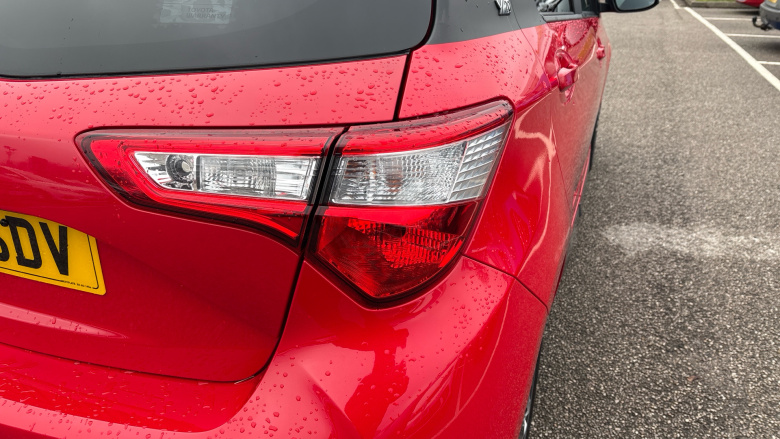 Toyota Yaris 1.5 VVT-i Y20 5dr [Bi-tone] Petrol Hatchback